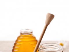 تدليك العسل: المؤشرات وموانع الاستعمال والفيديو والصور قبل وبعد كيفية القيام بتدليك العسل