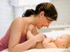 الشهر الثاني من حياة المولود الجديد: النمو والوزن والرعاية. الفروق الدقيقة في الرضاعة الطبيعية