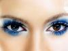 Make-up in Blautönen: Fotobeispiele, wie man es zu Hause macht. Welche Pinsel werden für diese Art von Make-up benötigt?